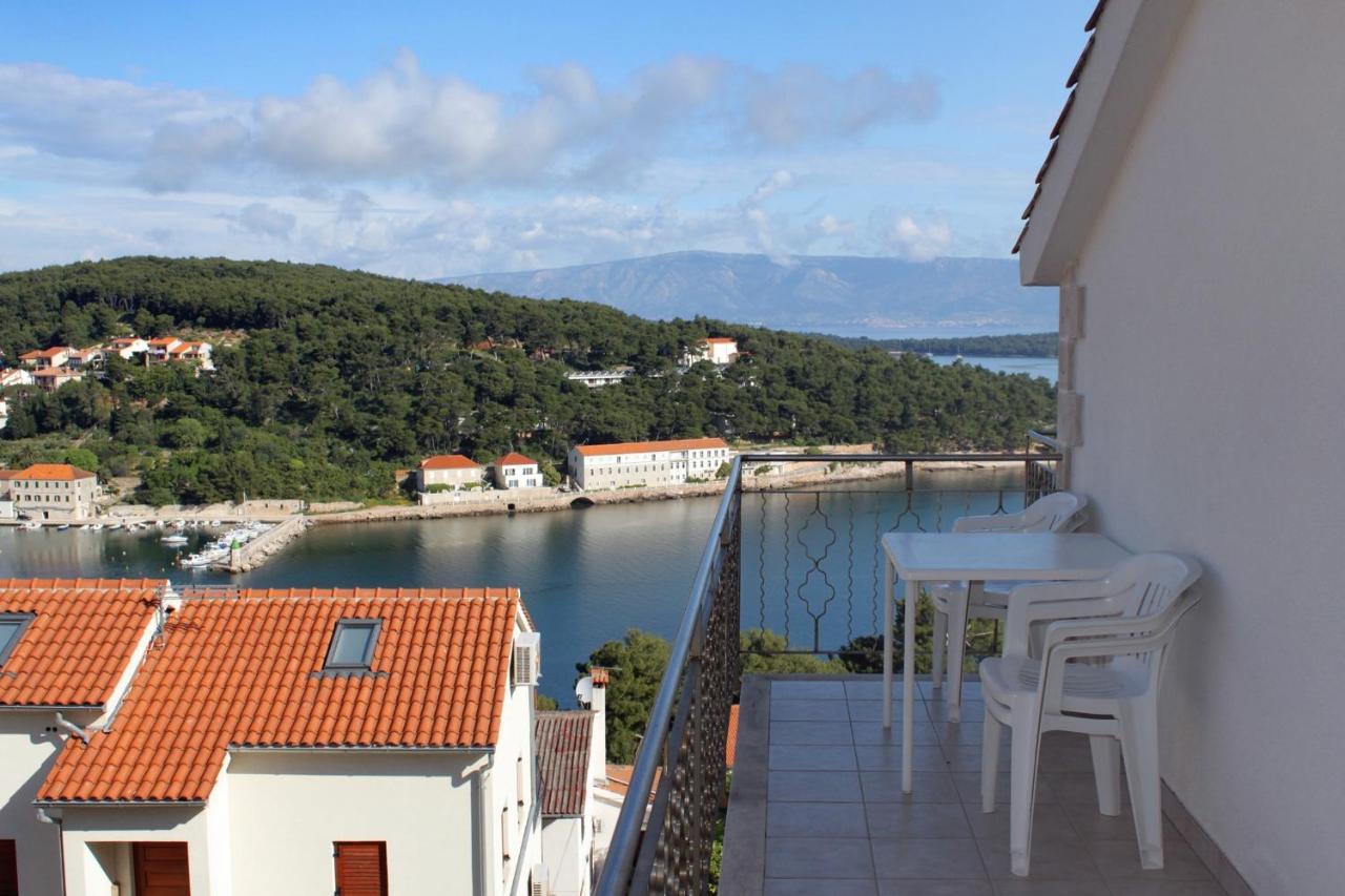 Apartments With A Parking Space Jelsa, Hvar - 8765 Jelsa  Exterior photo