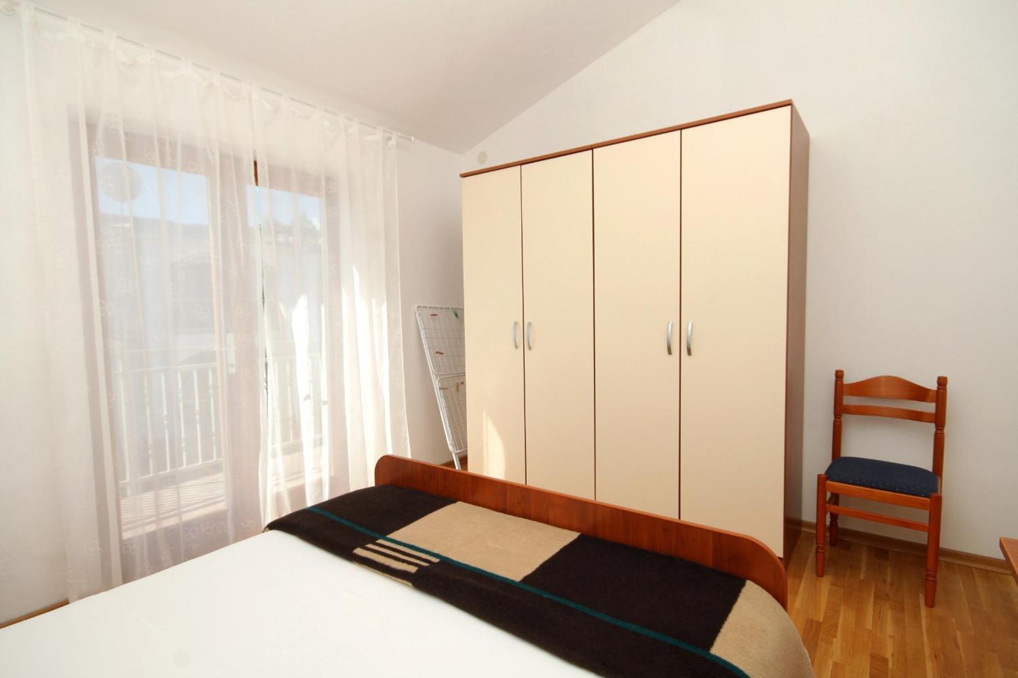 Apartments With A Parking Space Jelsa, Hvar - 8765 Jelsa  Room photo
